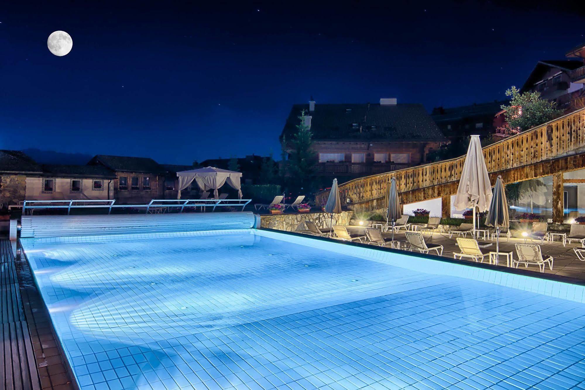 Hostellerie Du Pas De L'Ours "Relais Et Chateaux" Crans-Montana Exteriér fotografie